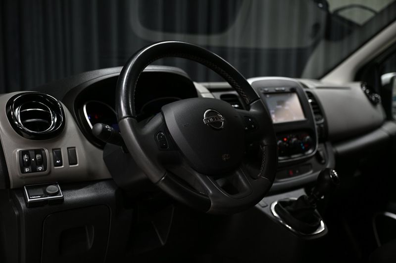 Nissan NV300 bild 17