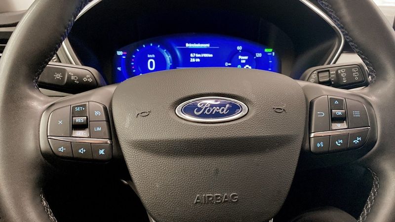 Ford Kuga bild 18
