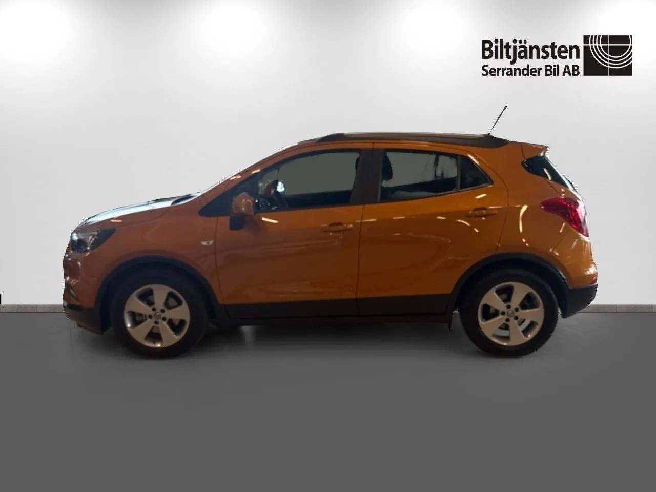 Vehicle image 3