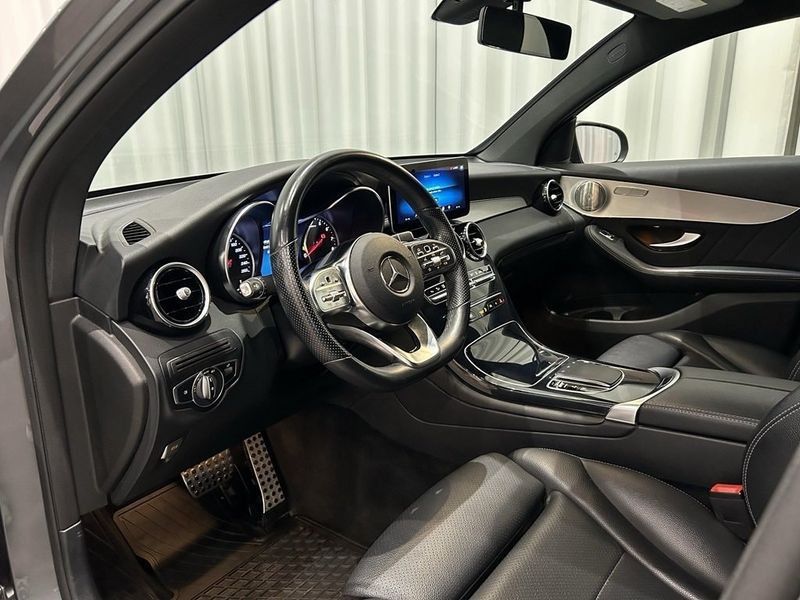 Mercedes GLC300 bild 9
