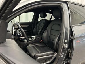 Mercedes GLC300 bild 7