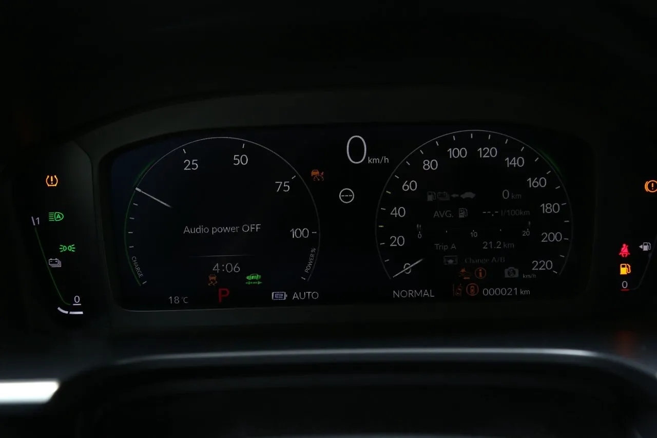 Vehicle image 26