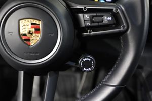 Porsche Taycan bild 17