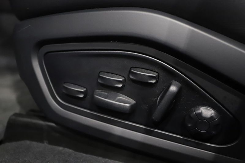 Porsche Taycan bild 15
