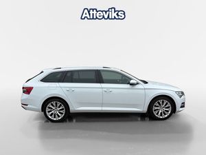 Skoda Superb bild 2