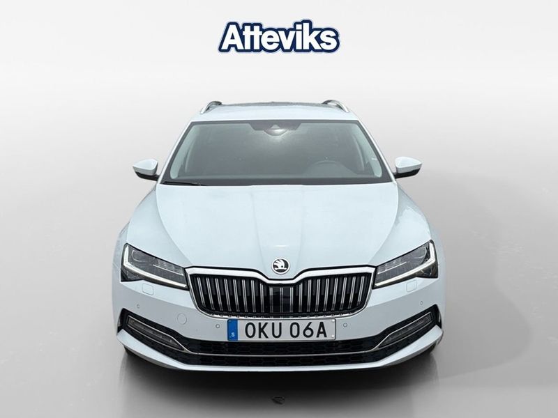 Skoda Superb bild 8