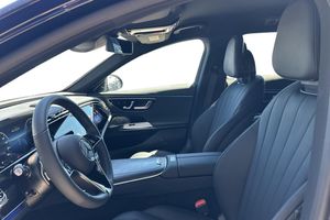 Mercedes E300 bild 12