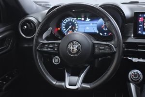 Alfa Romeo Tonale bild 11