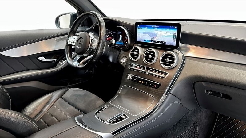 Mercedes GLC220 bild 12