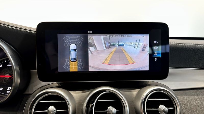 Mercedes GLC220 bild 18