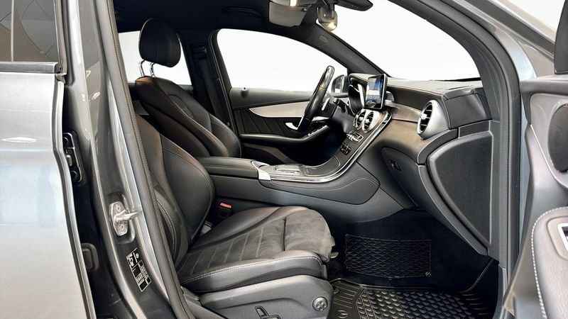 Mercedes GLC220 bild 13