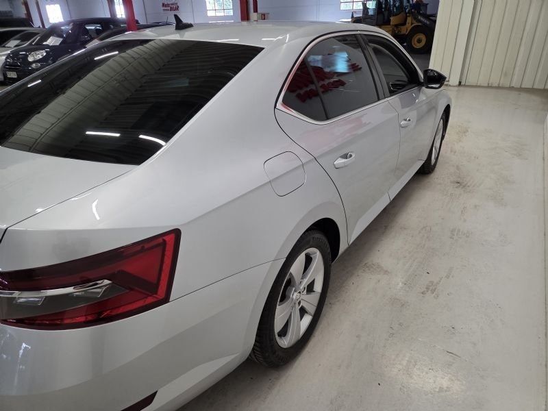 Skoda Superb bild 5
