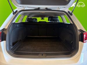Volkswagen Passat bild 16