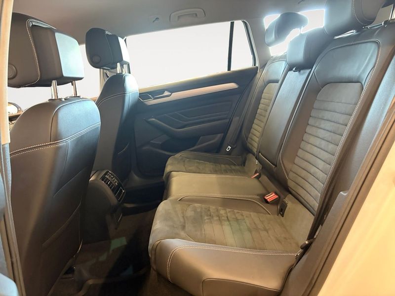 Volkswagen Passat bild 14