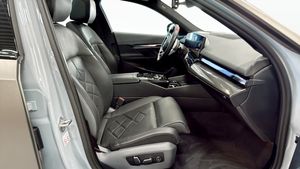 BMW i5 bild 3