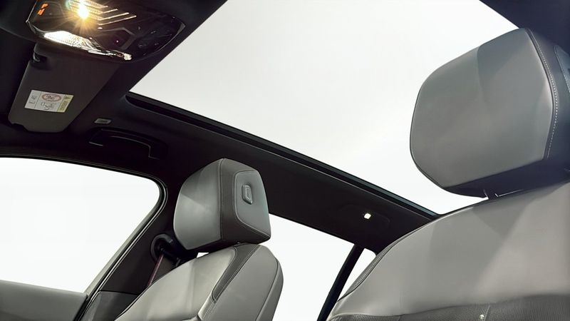 BMW i5 bild 10