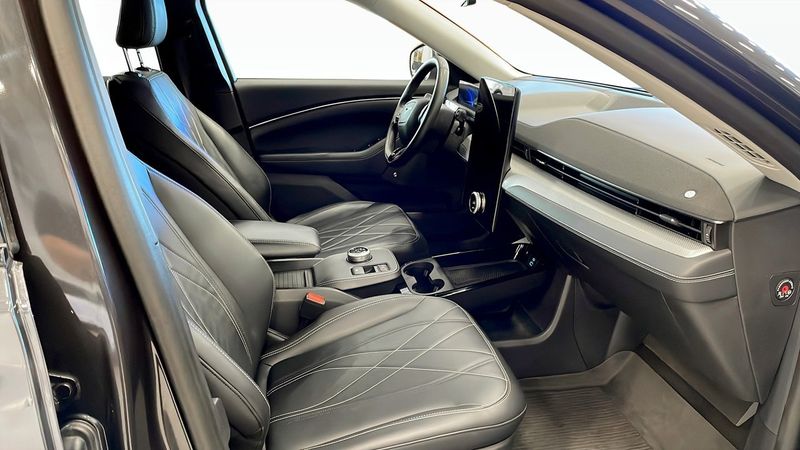 Ford Mustang Mach-E bild 3