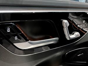 Mercedes C300 bild 8