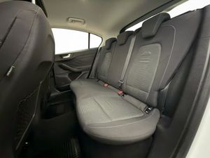 Ford Focus bild 16