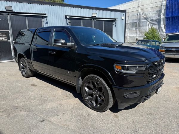 RAM 1500 Limited Night Crew Cab HEMI 4WD - 2022