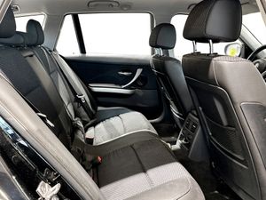 BMW 320 bild 14