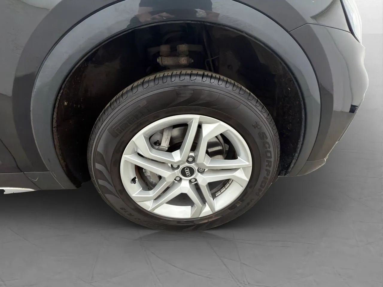 Vehicle image 31