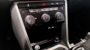 Volkswagen T-Roc bild 15