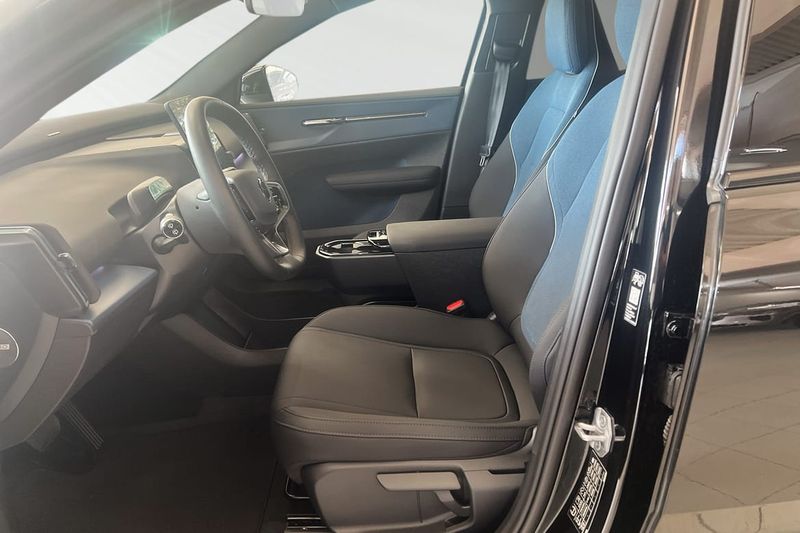 Volvo EX30 bild 7