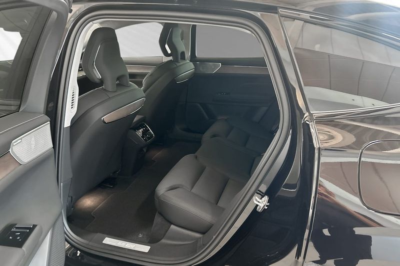 Volvo ES90 bild 8