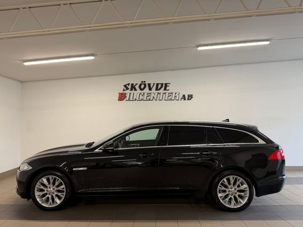 Jaguar XF Sportbrake 2.2 TDi4 Fullservad/Nyservad/Skinn/Dragkrok - 2013