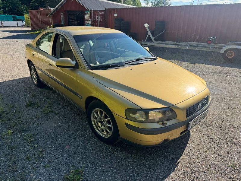 Volvo S60 bild 2