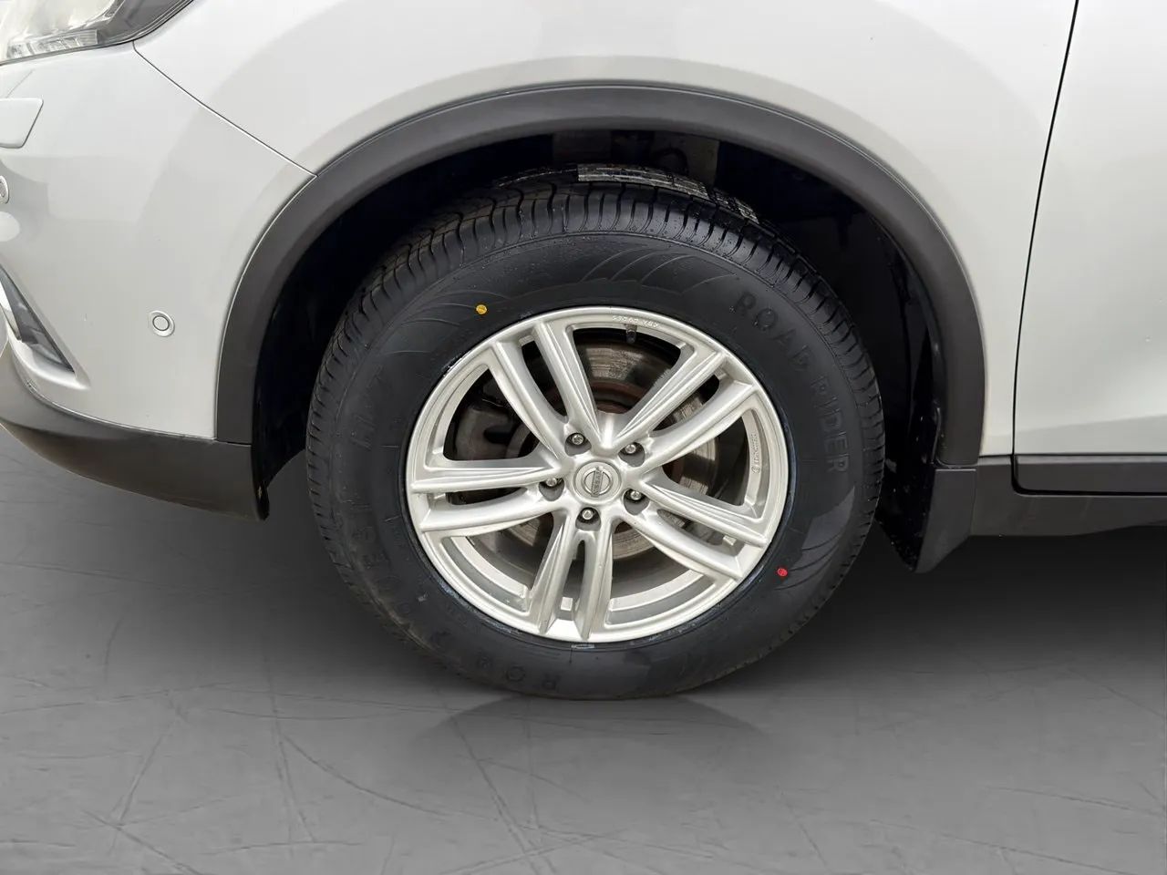 Vehicle image 37