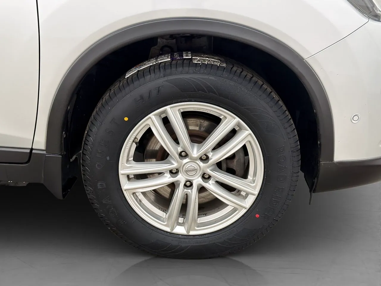 Vehicle image 35