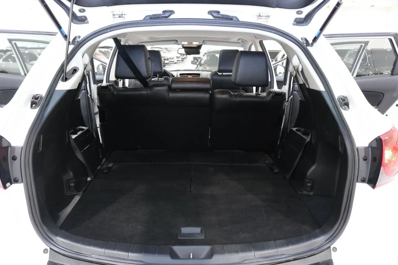 Vehicle image 22