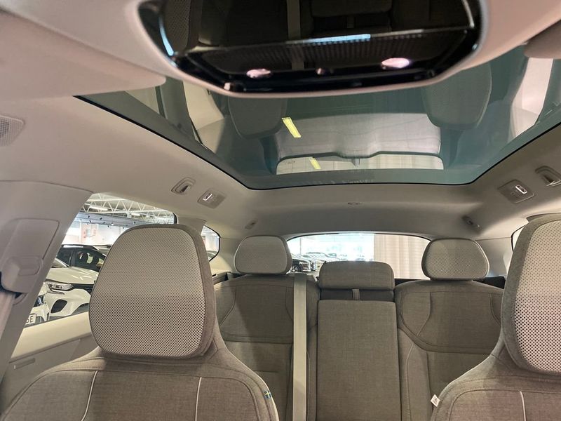 Volvo EX60 bild 13