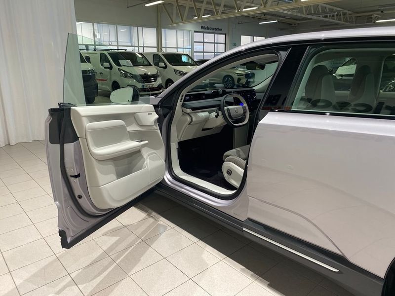 Volvo EX60 bild 10