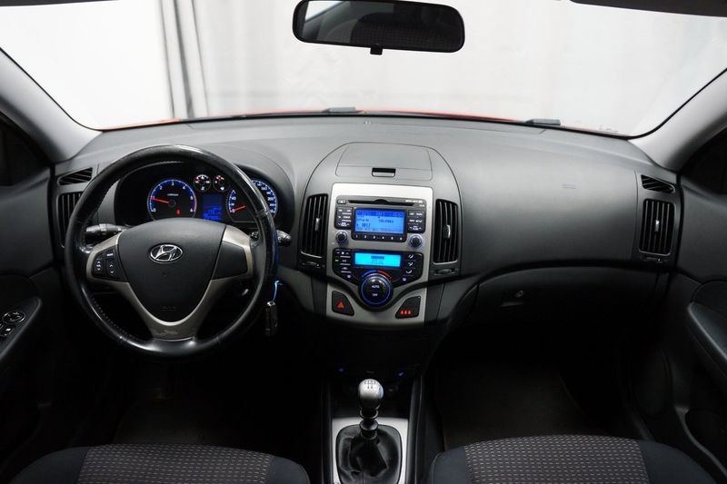 Hyundai i30 bild 7