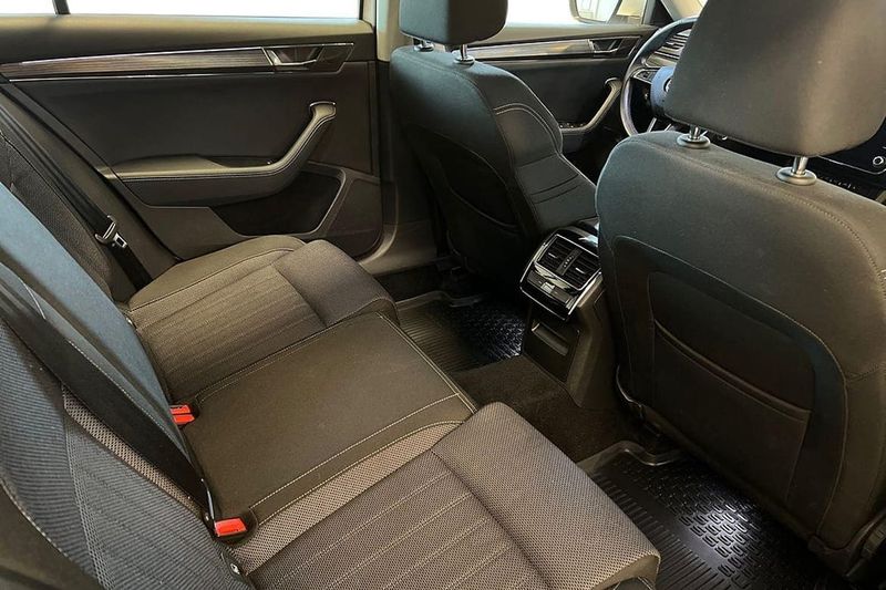 Skoda Superb bild 9