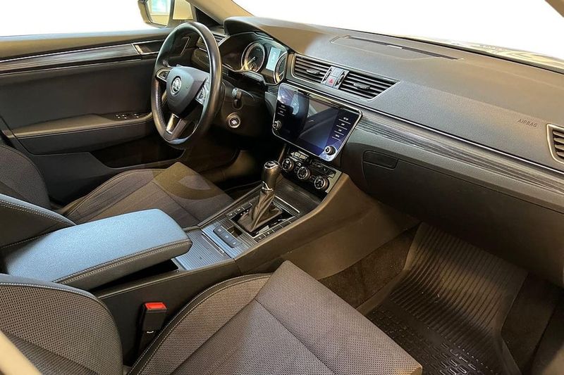 Skoda Superb bild 8
