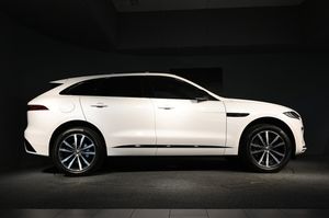 Jaguar F-Pace bild 7