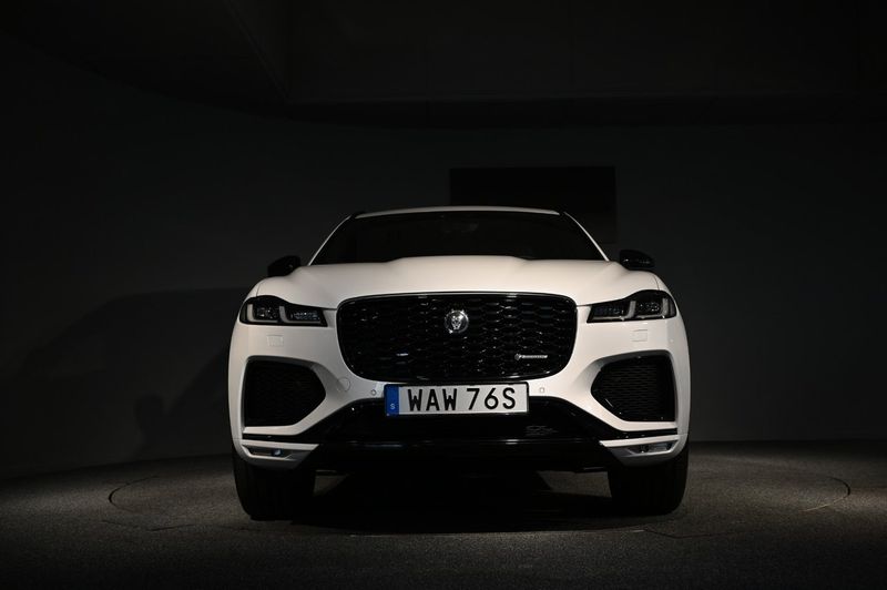 Jaguar F-Pace bild 9