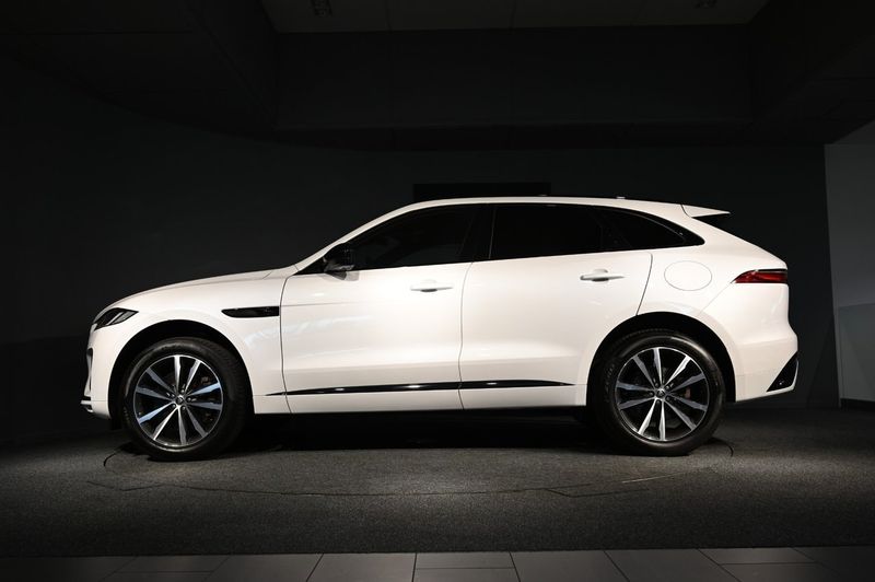Jaguar F-Pace bild 3