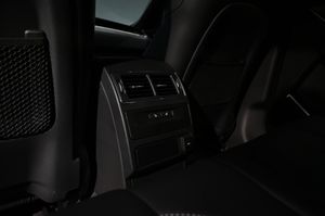 Jaguar F-Pace bild 18