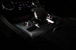 Jaguar F-Pace bild 15
