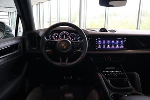 Porsche Cayenne bild 2