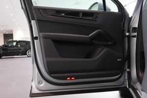 Porsche Cayenne bild 13