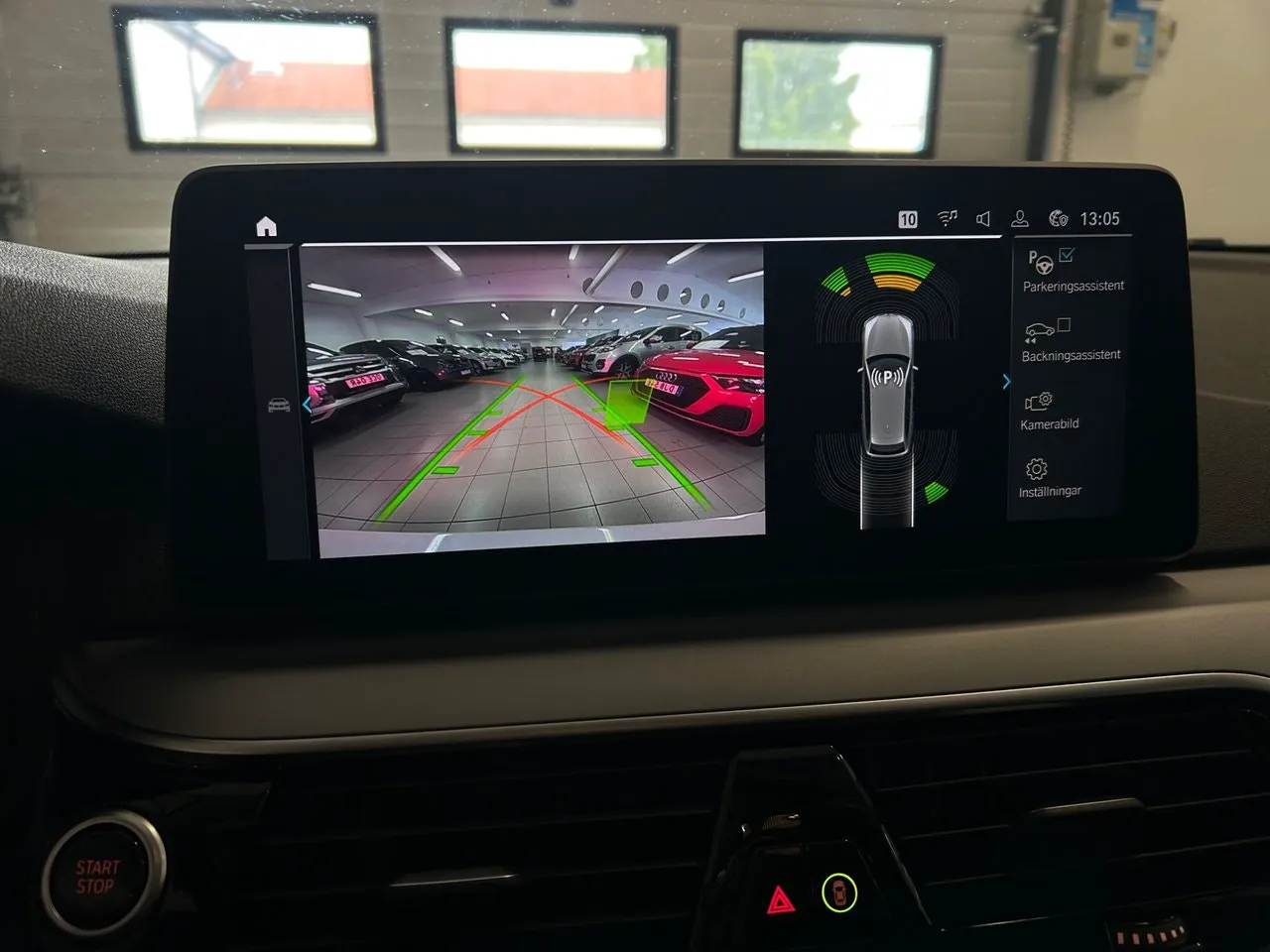 Vehicle image 22