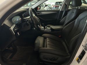 BMW 530 bild 13