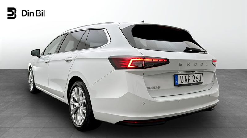 Skoda Superb bild 3