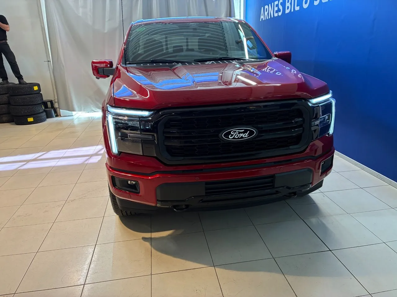 Vehicle image 5